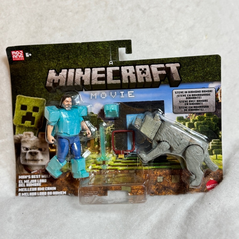 2025 Minecraft Movie Diamond Armor Steve & Growling Dennis Wolf 2 Pack - NEW Set